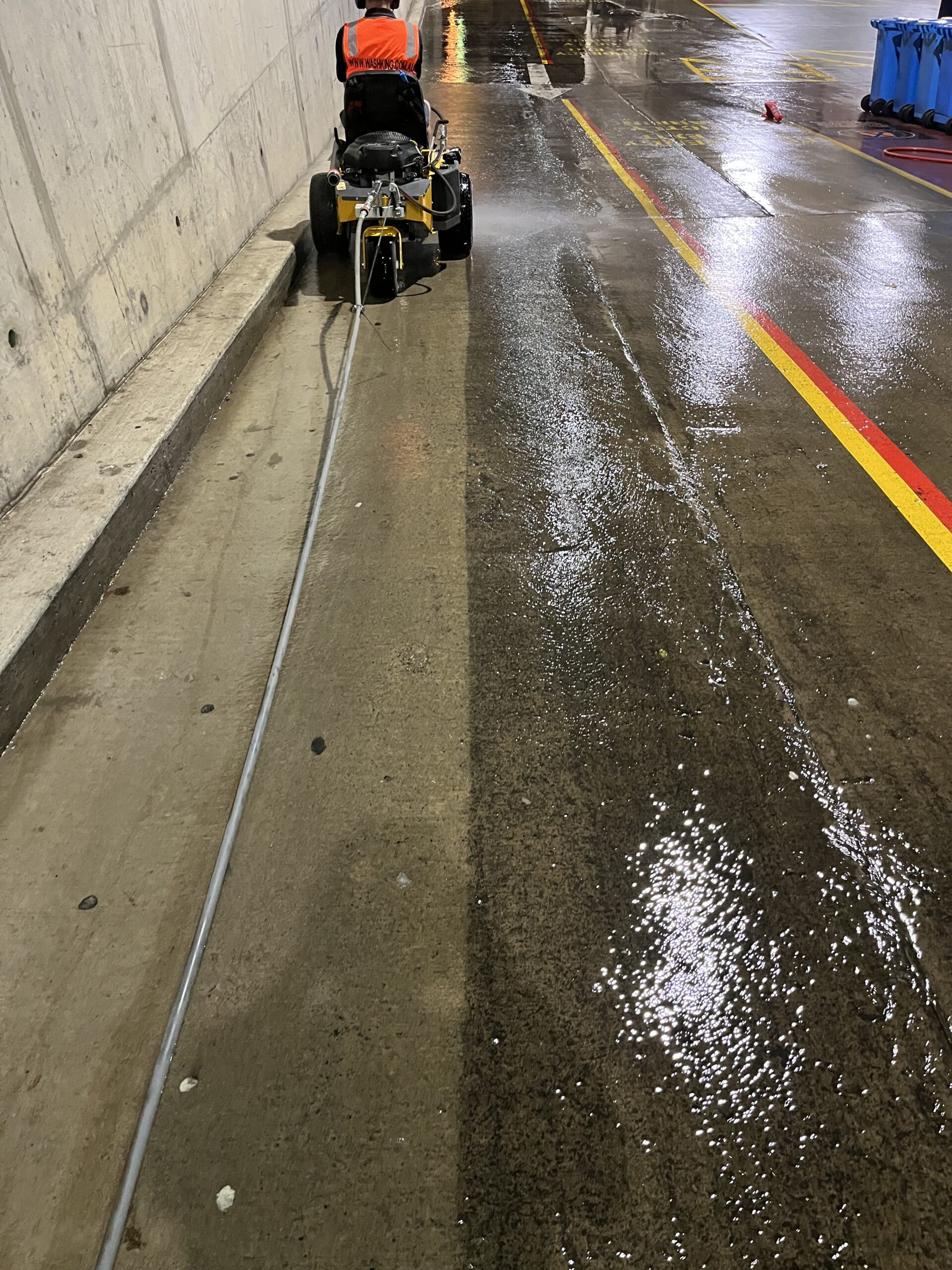 carpark pressure washing